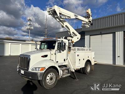 Versalift VST-47I, 52 ft, Articulating & Telescopic Material Handling Bucket Truck