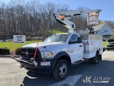 Versalift TEL29N-03, 34 ft, Telescopic Non-Insulated Bucket Truck