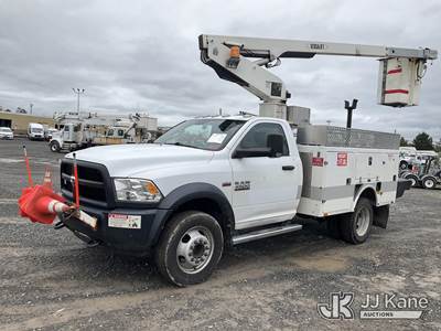 Versalift TEL29N-3, 34 ft, Telescopic Non-Insulated Bucket Truck