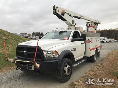 Versalift TEL29N03, 34 ft, Telescopic Non-Insulated Bucket Truck