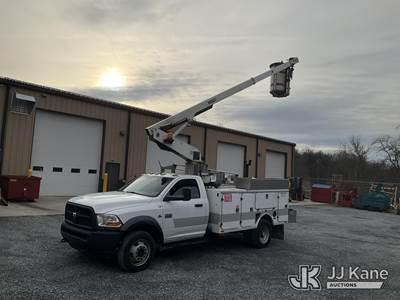 Versalift TEL29N-03, 34 ft, Non-Insulated Bucket Truck