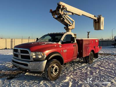 Altec AT235, 40 ft, Articulating & Telescopic Non-Insulated Bucket Truck