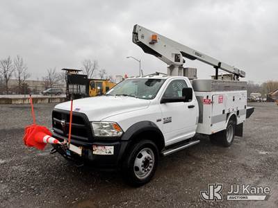 Versalift TEL29N03, 34 ft, Telescopic Non-Insulated Bucket Truck
