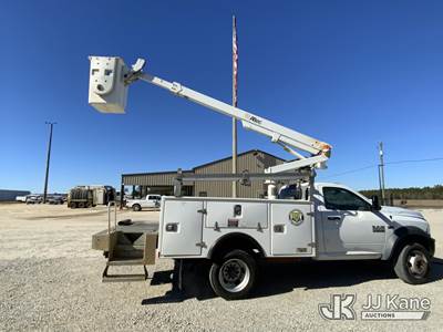 Altec AT200A, 35 ft, Telescopic Non-Insulated Bucket Truck