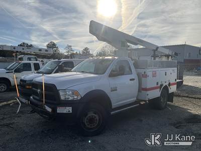 Versalift TEL29NE03, 34 ft, Telescopic Non-Insulated Bucket Truck