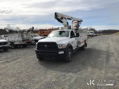Versalift TEL29N02, 34 ft, Telescopic Non-Insulated Bucket Truck