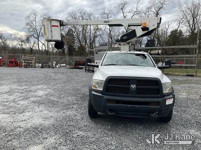 Versalift TEL29N-03, 34 ft, Non-Insulated Bucket Truck