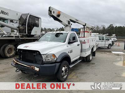 Versalift TEL29N03, 34 ft, Telescopic Bucket Truck