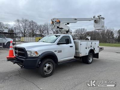 Altec AT200, 35 ft, Telescopic Non-Insulated Bucket Truck