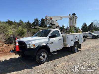 Altec AT200A, 35 ft, Telescopic Non-Insulated Bucket Truck