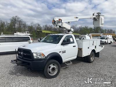 Altec AT200A, 35 ft, Telescopic Non-Insulated Bucket Truck