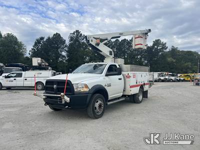 Versalift TEL29N, 34 ft, Telescopic Non-Insulated Bucket Truck