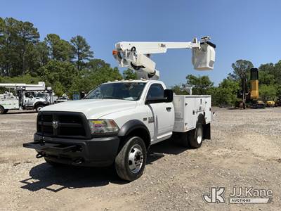 Altec AT200, 35 ft, Telescopic Bucket Truck