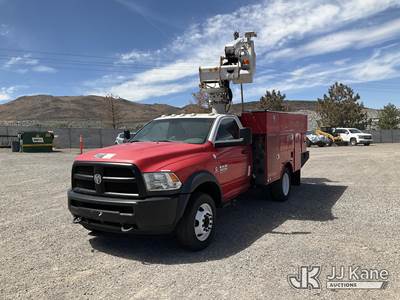 Altec AT235, 40 ft, Articulating & Telescopic Non-Insulated Bucket Truck
