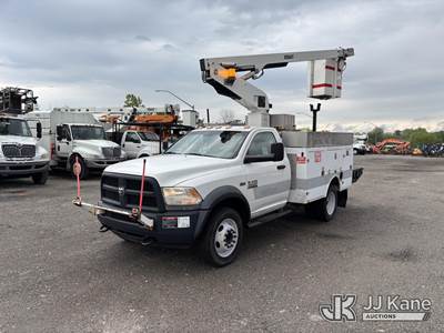 Versalift TEL29N03, 34 ft, Telescopic Insulated Bucket Truck