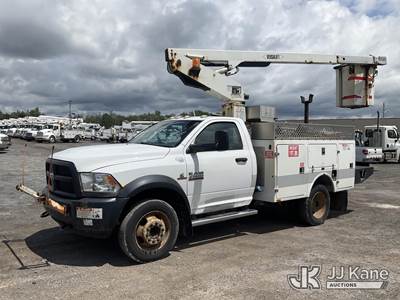 Versalift TEL29N-3, 34 ft, Telescopic Non-Insulated Bucket Truck