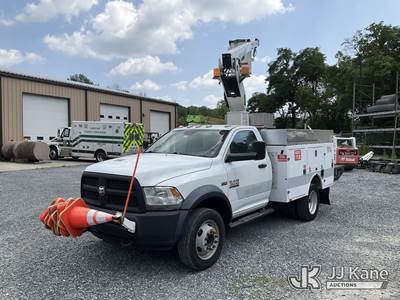 Versalift TEL29N-03, 34 ft, Non-Insulated Bucket Truck