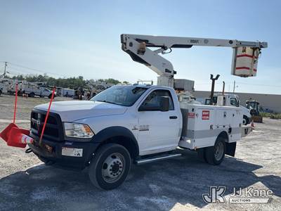 Versalift TEL29N-03, 34 ft, Telescopic Non-Insulated Bucket Truck