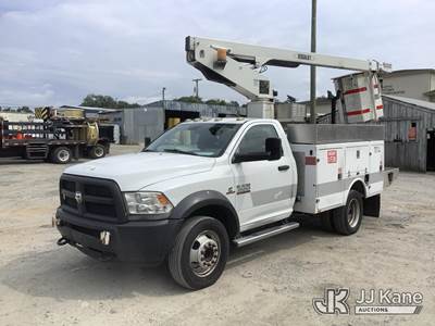 Versalift TEL29, 34 ft, Telescopic Non-Insulated Bucket Truck