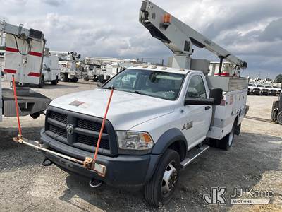 Versalift TEL29NE03, 34 ft, Telescopic Non-Insulated Bucket Truck