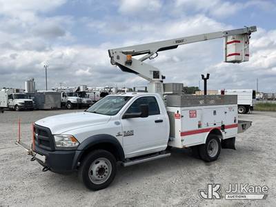 Versalift TEL29NE03, 34 ft, Telescopic Non-Insulated Bucket Truck