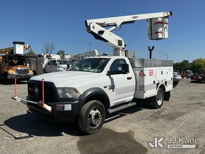 Versalift TEL29N-03, 34 ft, Telescopic Non-Insulated Bucket Truck