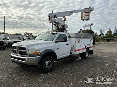 Altec AT200A, 35 ft, Telescopic Non-Insulated Bucket Truck