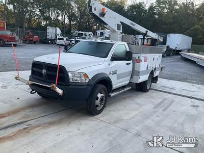Versalift TEL29, 34 ft, Telescopic Bucket Truck