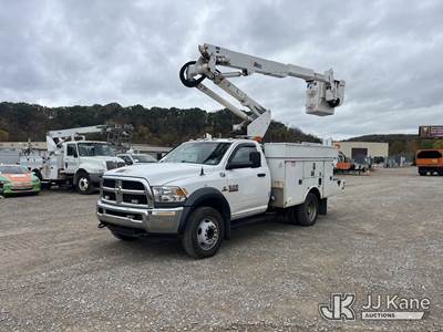 RAM 5500 2WD Boom / Bucket Truck