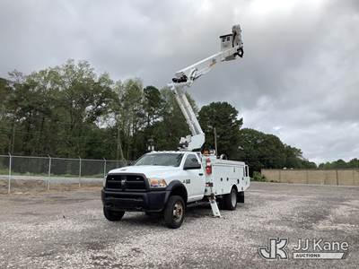 RAM 5500 Boom / Bucket Truck