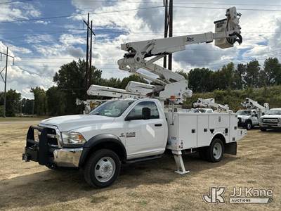 Altec AT41M, 46 ft, Articulating & Telescopic Material Handling Bucket Truck