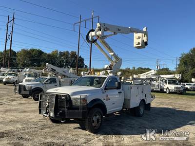 Altec AT37G, 42 ft, Articulating & Telescopic Bucket Truck
