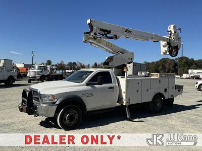 Altec AT40-MH, 45 ft, Articulating & Telescopic Material Handling Bucket Truck
