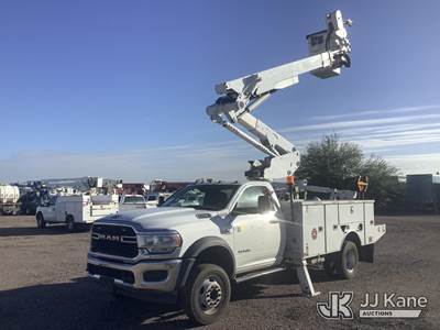 Altec AT41M, 46 ft, Articulating & Telescopic Material Handling Bucket Truck