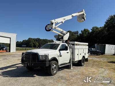 Altec AT37G, 42 ft, Articulating & Telescopic Bucket Truck