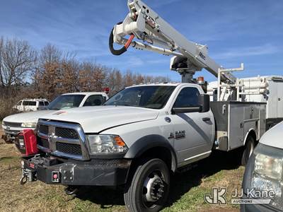Altec AT40G, 45 ft, Articulating & Telescopic Bucket Truck