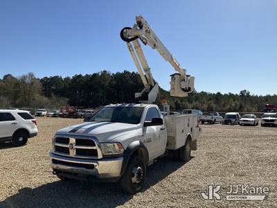 Altec AT37G, 42 ft, Articulating & Telescopic Bucket Truck