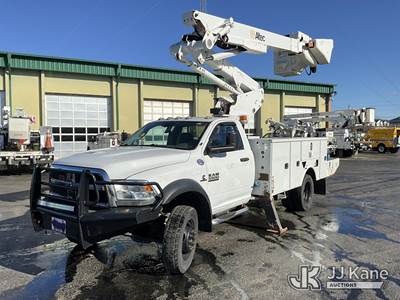 Altec AT41M, 46 ft, Articulating & Telescopic Material Handling Bucket Truck