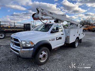 Altec AT40G, 45 ft, Articulating & Telescopic Bucket Truck