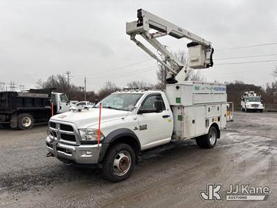 Versalift SST40EIH-01, 45 ft, Articulating & Telescopic Bucket Truck