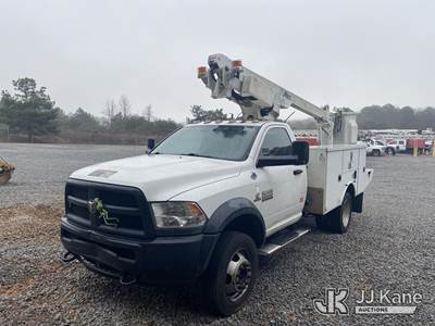 Altec AT200, 35 ft, Telescopic Non-Insulated Bucket Truck