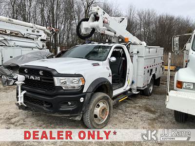 Altec AT37G, 41 ft, Articulating & Telescopic Bucket Truck