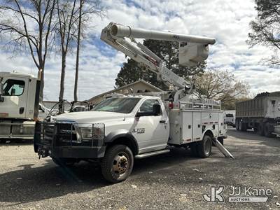 Altec L37P, 42 ft, Over-Center Bucket Truck