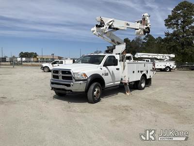 Altec AT41M, 46 ft, Articulating & Telescopic Material Handling Bucket Truck