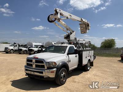 Altec AT40G, 45 ft, Articulating & Telescopic Bucket