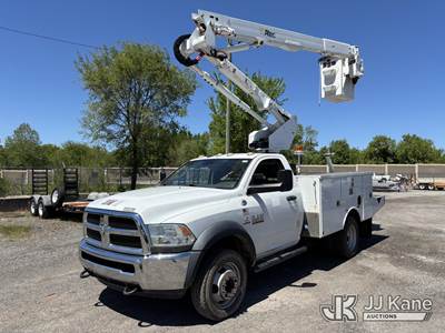 Altec AT40G, 45 ft, Articulating & Telescopic Bucket Truck