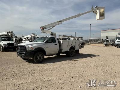 Altec AT200A, 35 ft, Telescopic Non-Insulated Bucket Truck