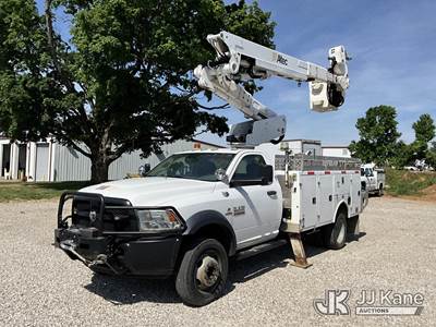 Altec AT40M, 45 ft, Articulating & Telescopic Material Handling Bucket Truck