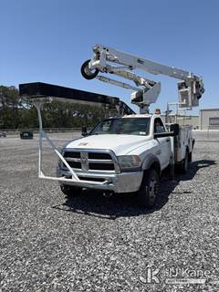 Altec AT40G, 45 ft, Articulating & Telescopic Bucket Truck