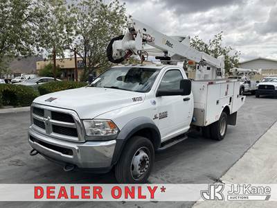 Altec AT37G, 42 ft, Articulating & Telescopic Bucket Truck